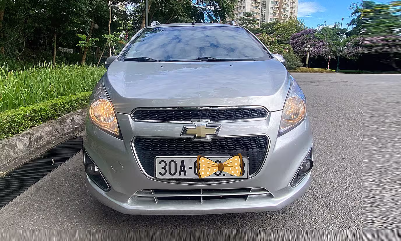 Chevrolet Spark LTZ 1.0 AT 2015